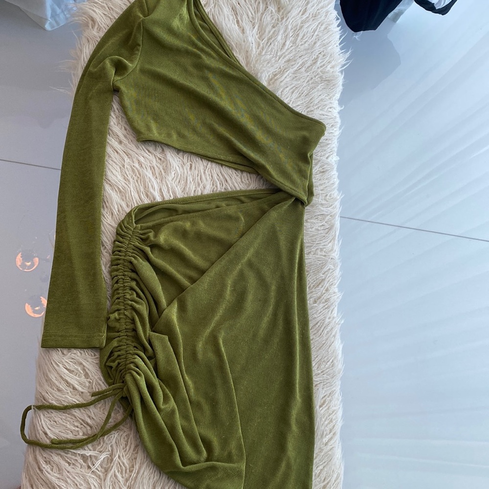 she is us dress